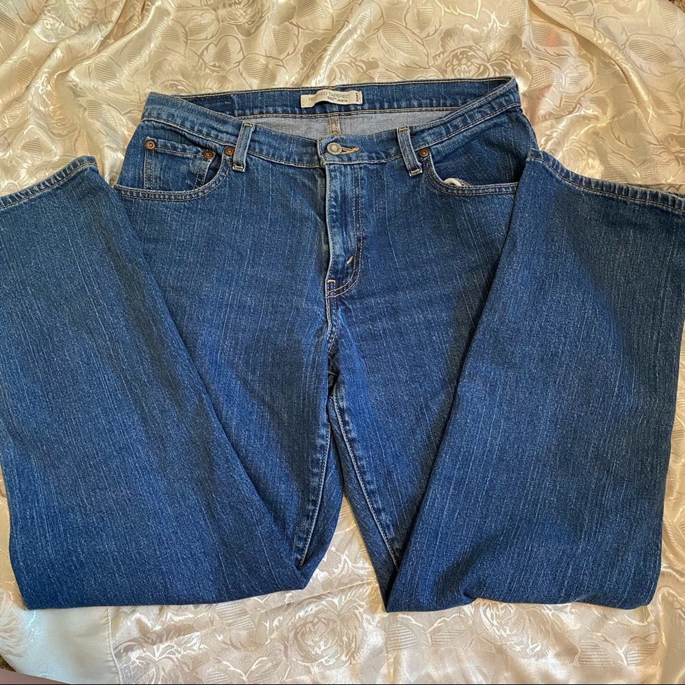 Levi’s - Relaxed tapered 550 Jeans - Sz 10 S/C